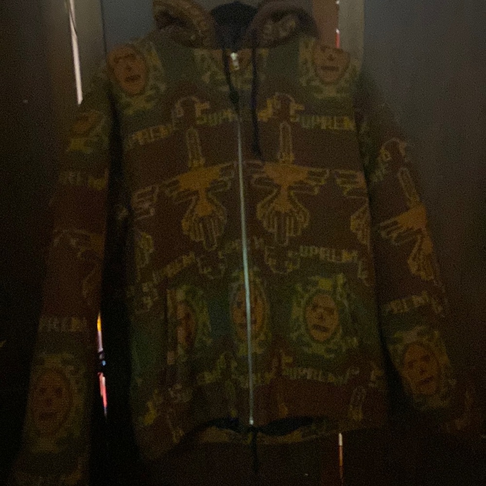 Mint supreme jacket authentic no bs.Going through a divorce need money low price